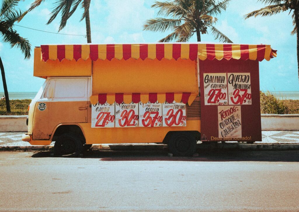 انطلق بعربتك: استراتيجيات نجاح أكثر المشاريع الصغيرة انتشارًا